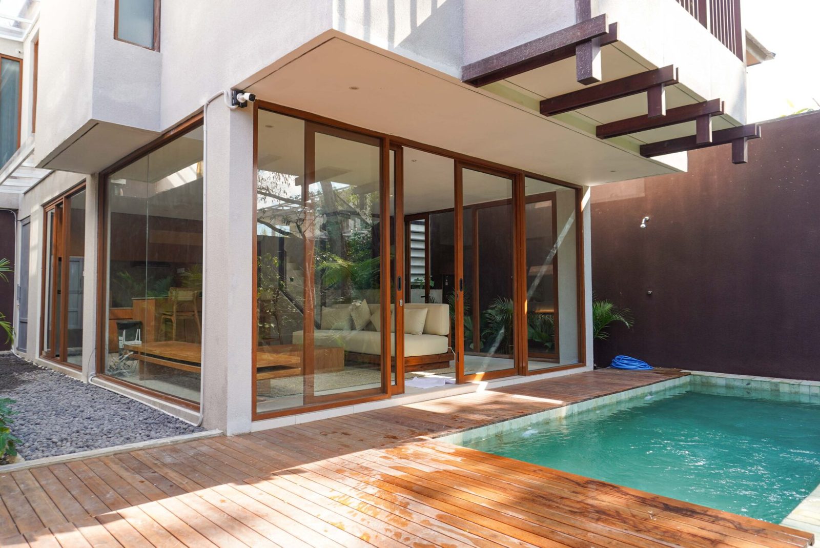 Brand new 3 Bedrooms villa in Berawa