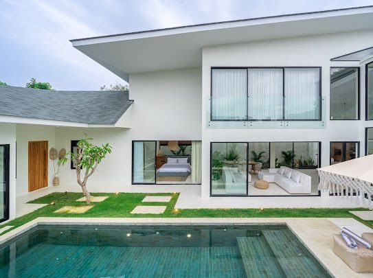 4-bedroom leasehold villa in Seminyak — photo 4 of 5