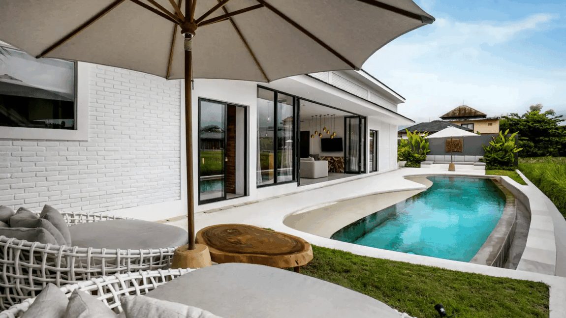 Ubud 3BR villa with pool Best Rice Field Views
