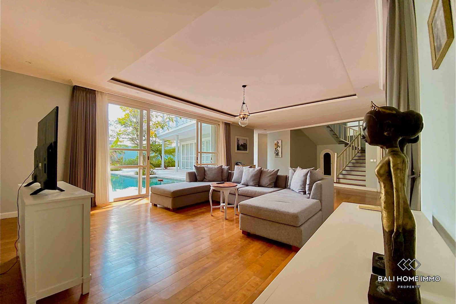 4-bedroom freehold villa in Canggu — photo 4 of 5