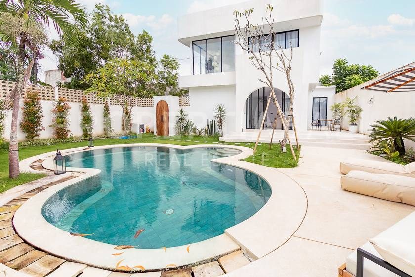 Stunning Freehold Villa in Pererenan