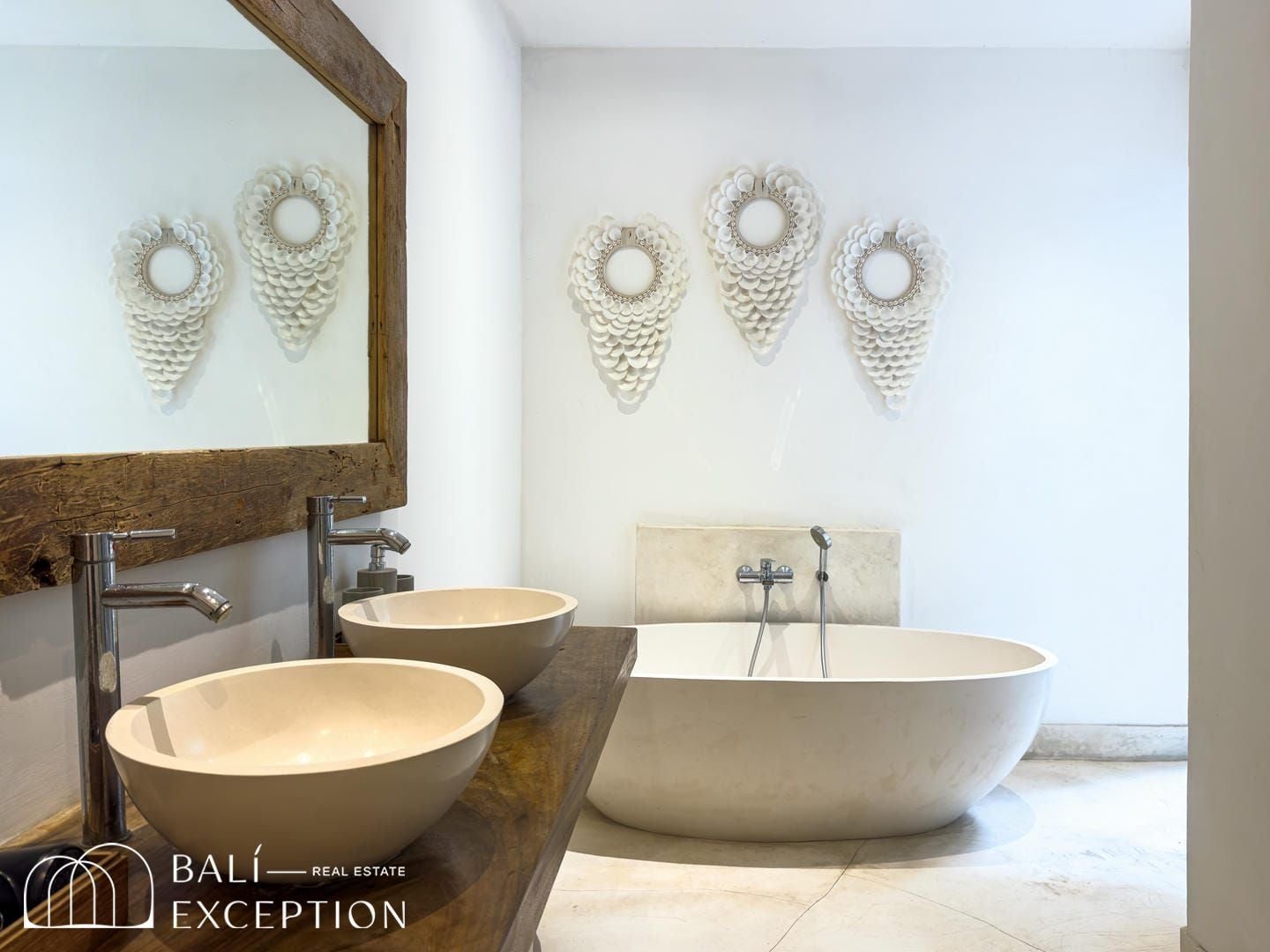 4-bedroom leasehold villa in Seminyak — photo 5 of 5