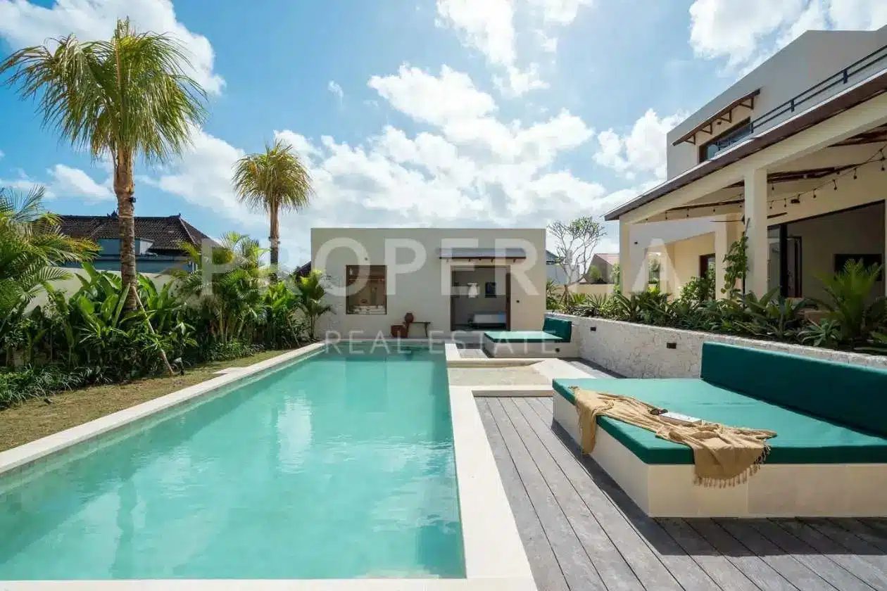 6-bedroom leasehold villa in Pererenan — photo 3 of 5