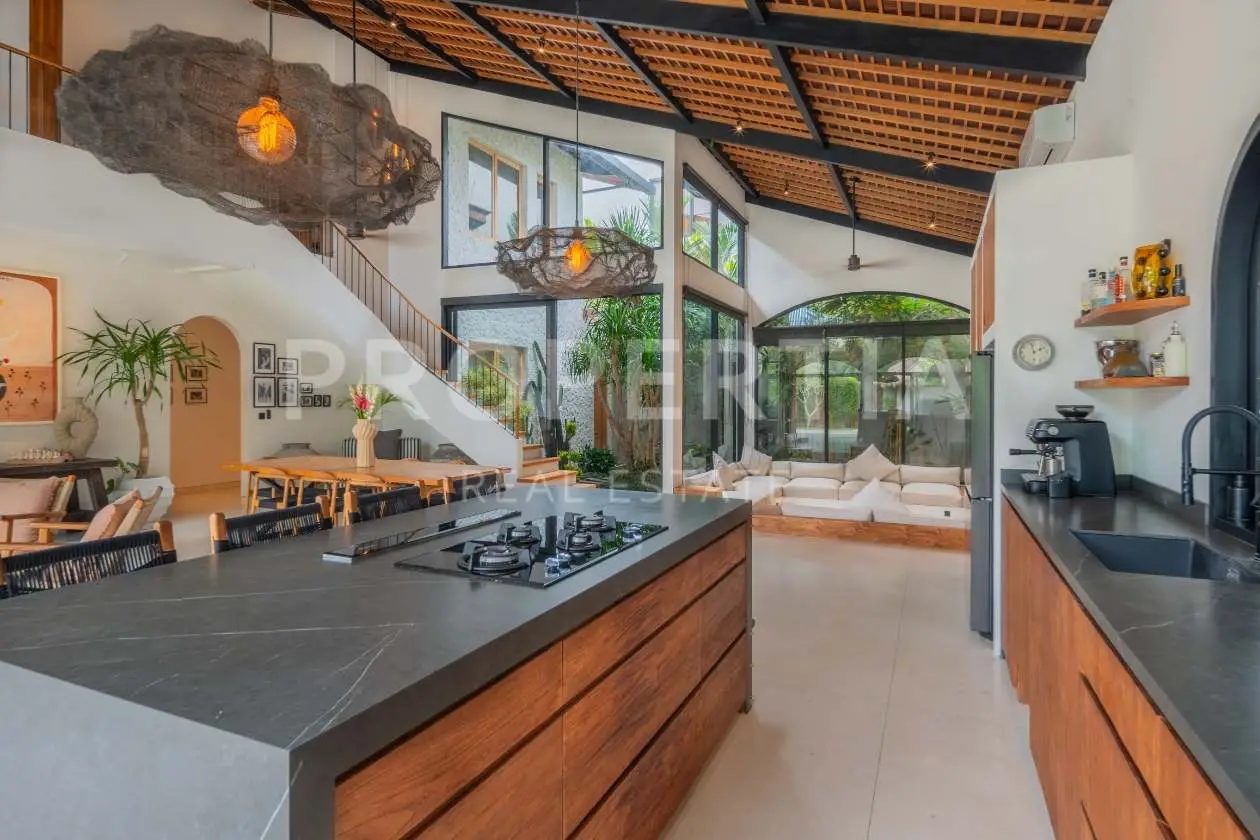 4-bedroom leasehold villa in Berawa — photo 5 of 5