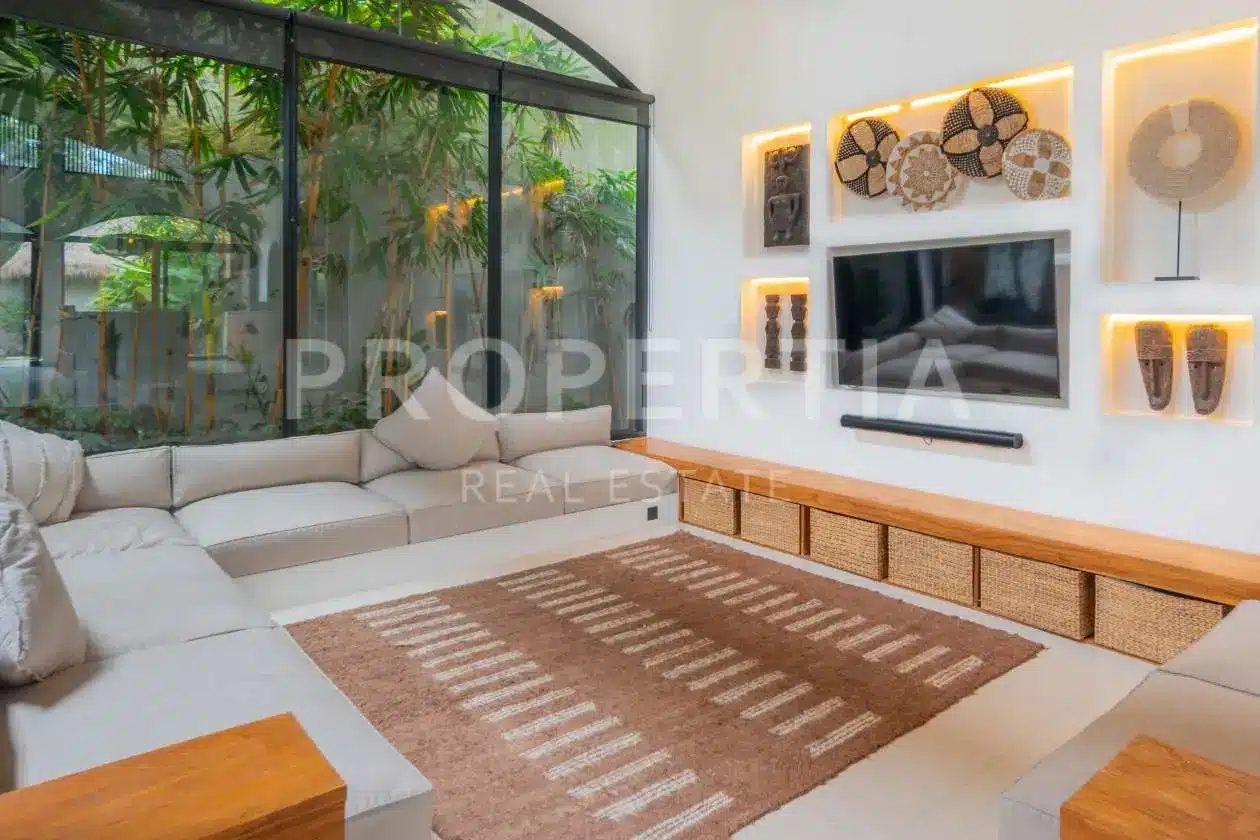 4-bedroom leasehold villa in Berawa — photo 3 of 5