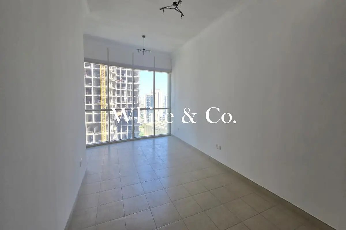 1-bedroom freehold apartment in Jumeirah Lake Towers (JLT) — photo 3 of 5