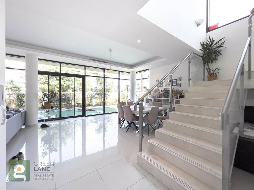 5-bedroom freehold villa in DAMAC Hills — photo 2 of 5