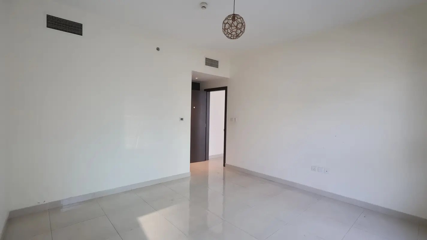 1-bedroom freehold apartment in Business Bay — photo 5 of 5