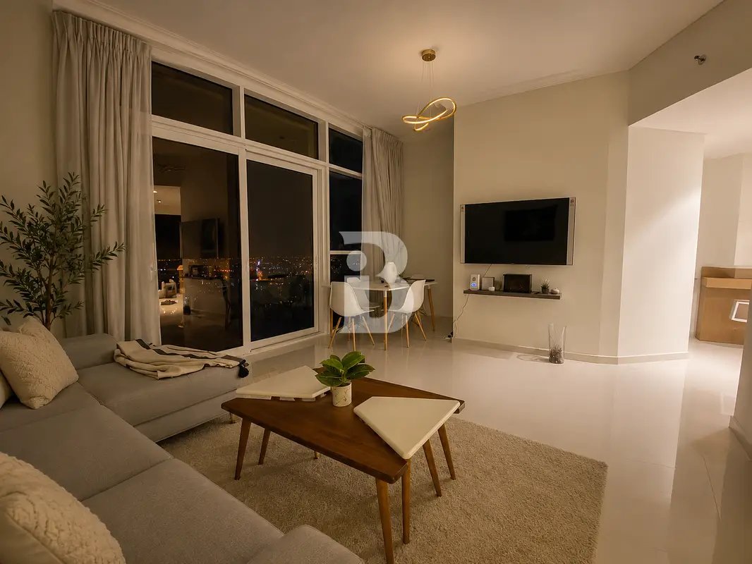 2-bedroom freehold apartment in DAMAC Hills — photo 3 of 5