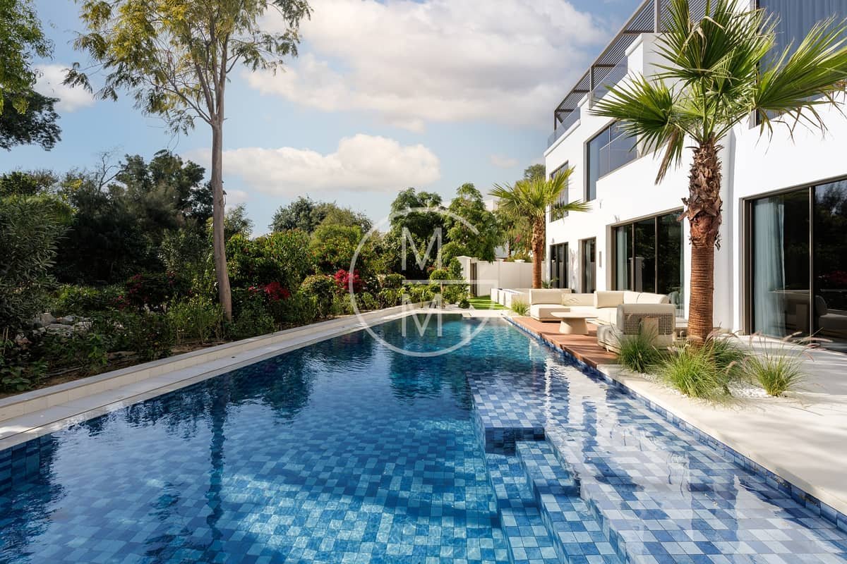 6-bedroom freehold villa in Al Barari — photo 3 of 4