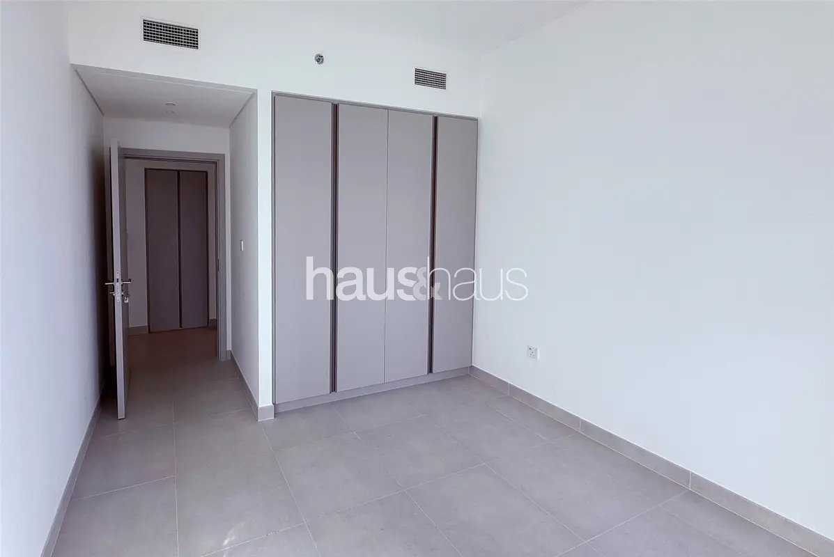 1-bedroom freehold apartment in Dubai Creek Harbour — photo 3 of 5