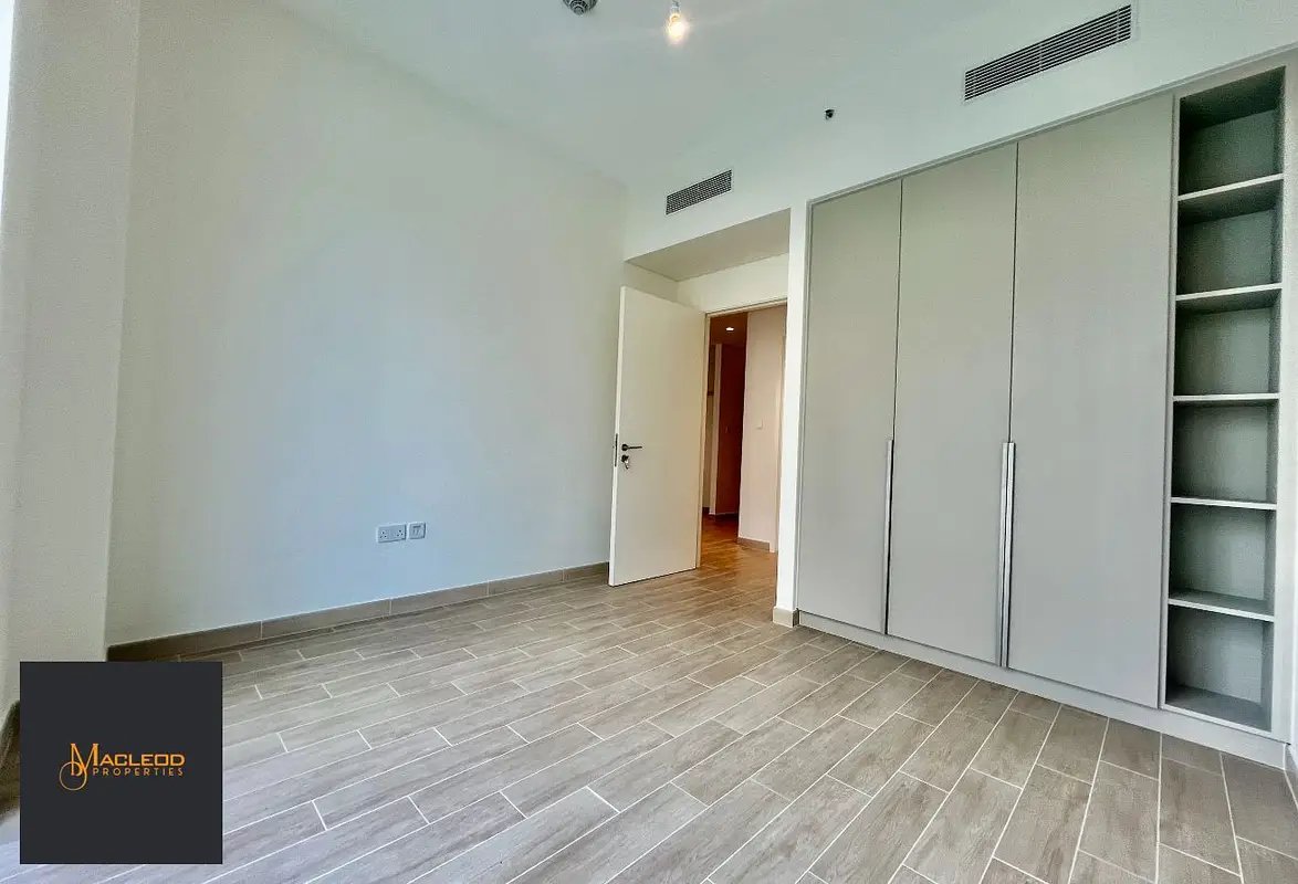 2-bedroom freehold apartment in Dubai Creek Harbour — photo 3 of 5