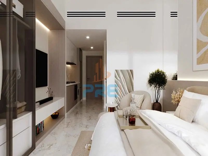 studio freehold apartment in Nad Al Sheba — photo 3 of 5
