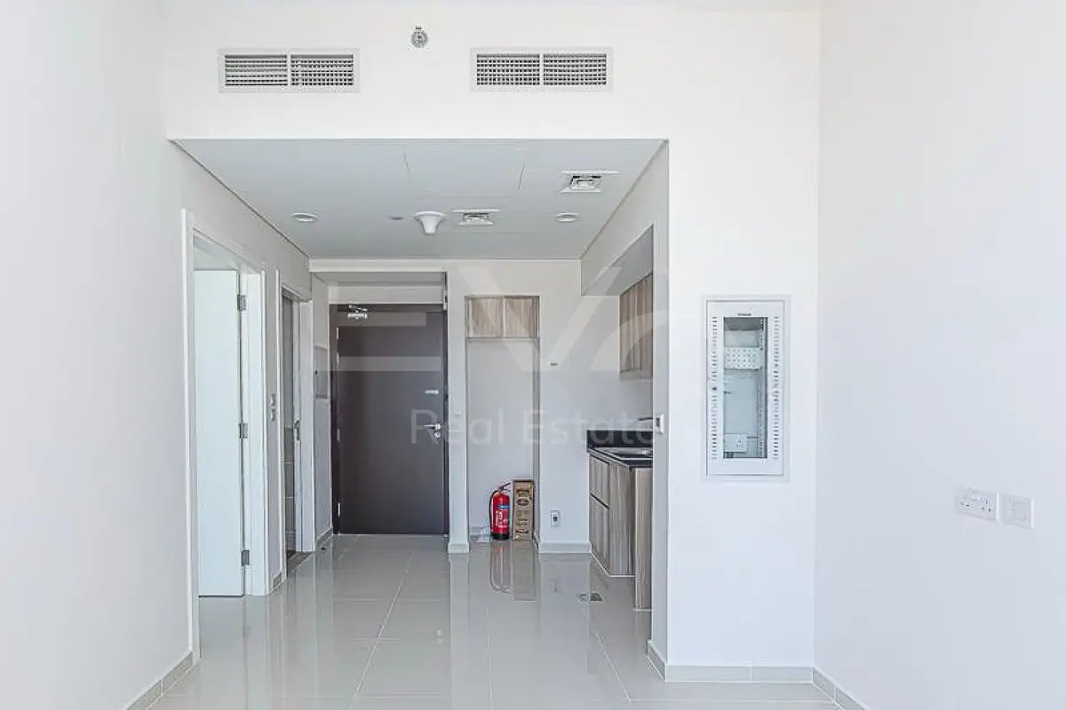 1-bedroom freehold apartment in DAMAC Hills — photo 5 of 5