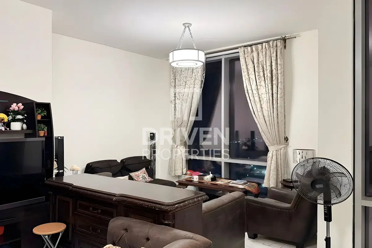3-bedroom freehold apartment in Business Bay — photo 3 of 5