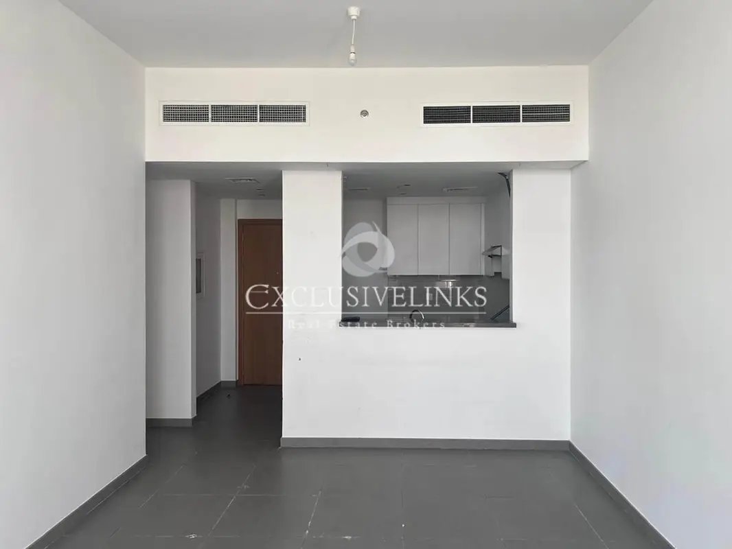 2-bedroom freehold apartment in Mudon — photo 2 of 4