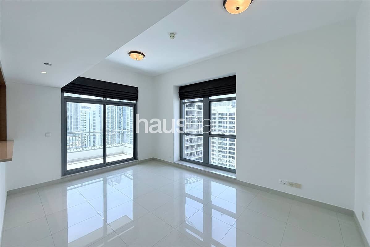 3-bedroom freehold apartment in Downtown Dubai — photo 2 of 5