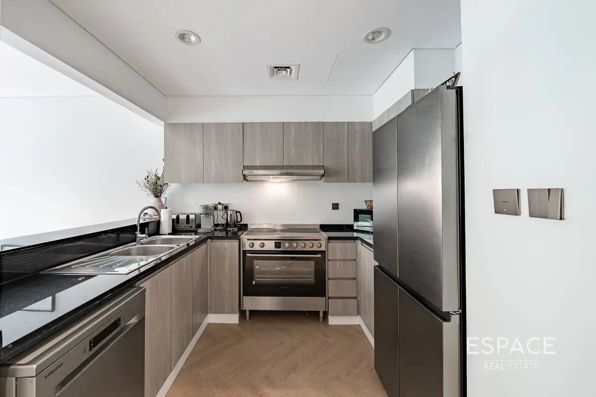 4-bedroom freehold villa in DAMAC Hills — photo 5 of 5