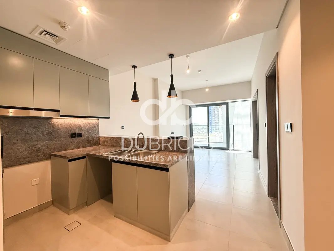 1-bedroom freehold apartment in DAMAC Hills — photo 3 of 5