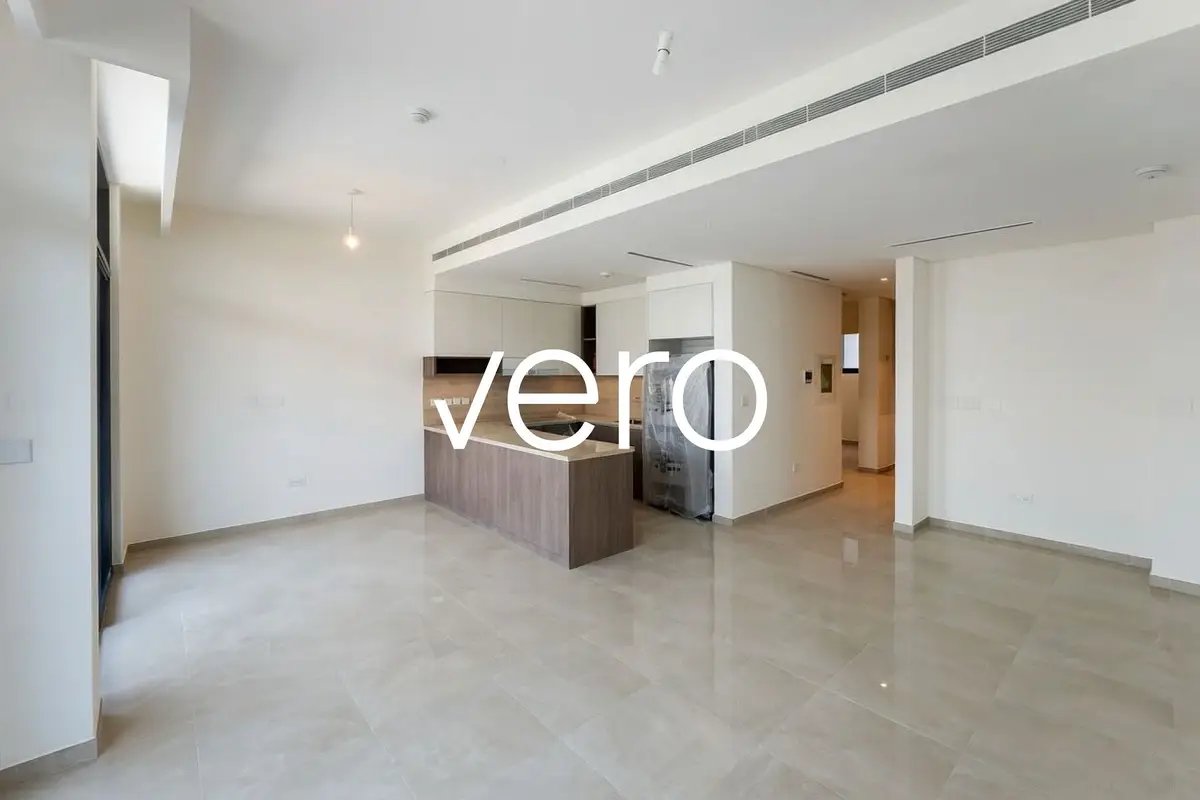 3-bedroom freehold villa in Mudon — photo 5 of 5