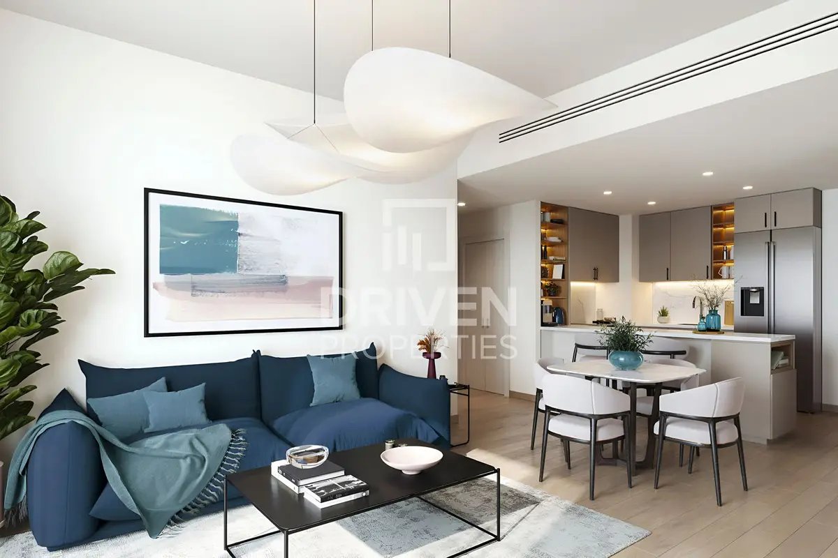 1-bedroom freehold apartment in Town Square — photo 4 of 4