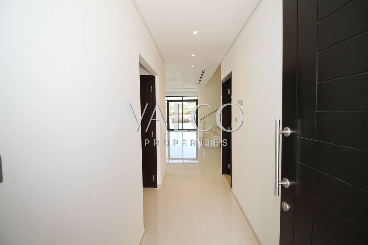 3-bedroom freehold villa in DAMAC Hills — photo 4 of 5