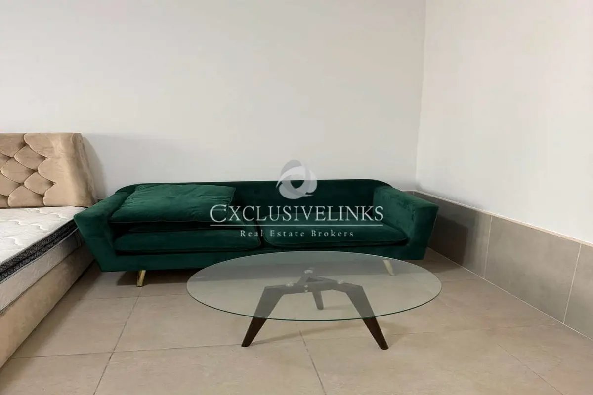 studio freehold apartment in Dubai Marina — photo 3 of 5