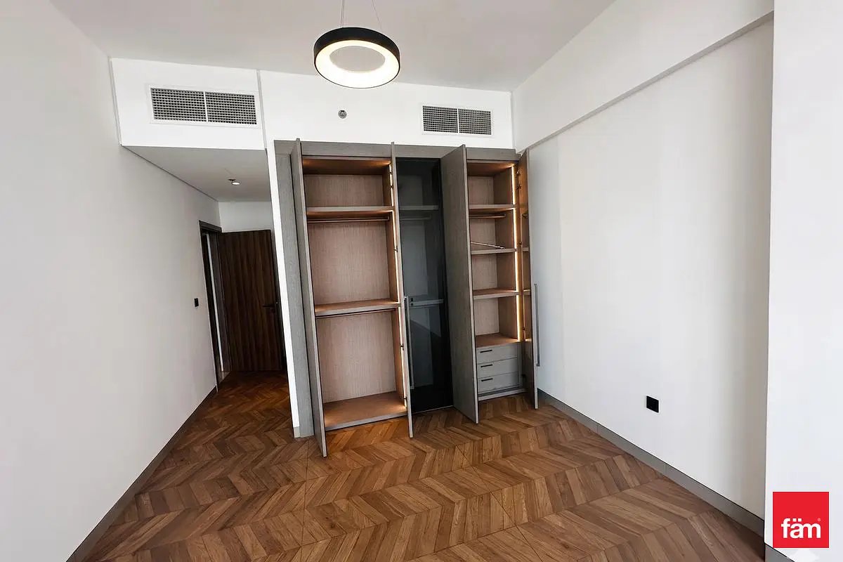 2-bedroom freehold apartment in Business Bay — photo 5 of 5