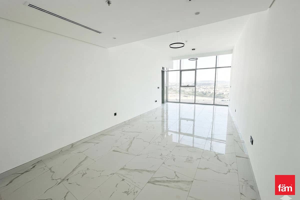 2-bedroom freehold apartment in Business Bay — photo 1 of 5