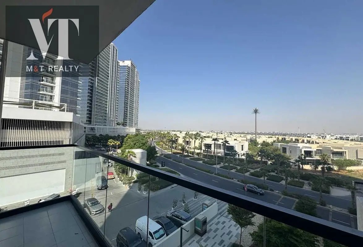 1-bedroom freehold apartment in DAMAC Hills — photo 1 of 5
