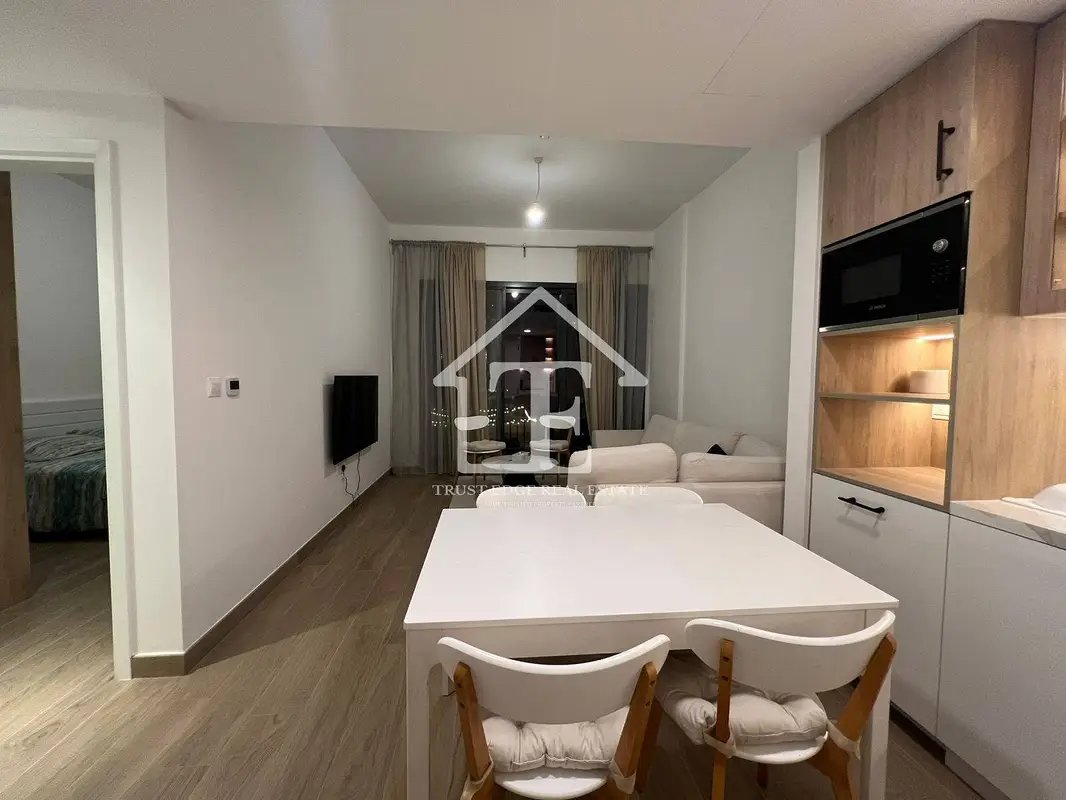 1-bedroom freehold apartment in Town Square — photo 3 of 5