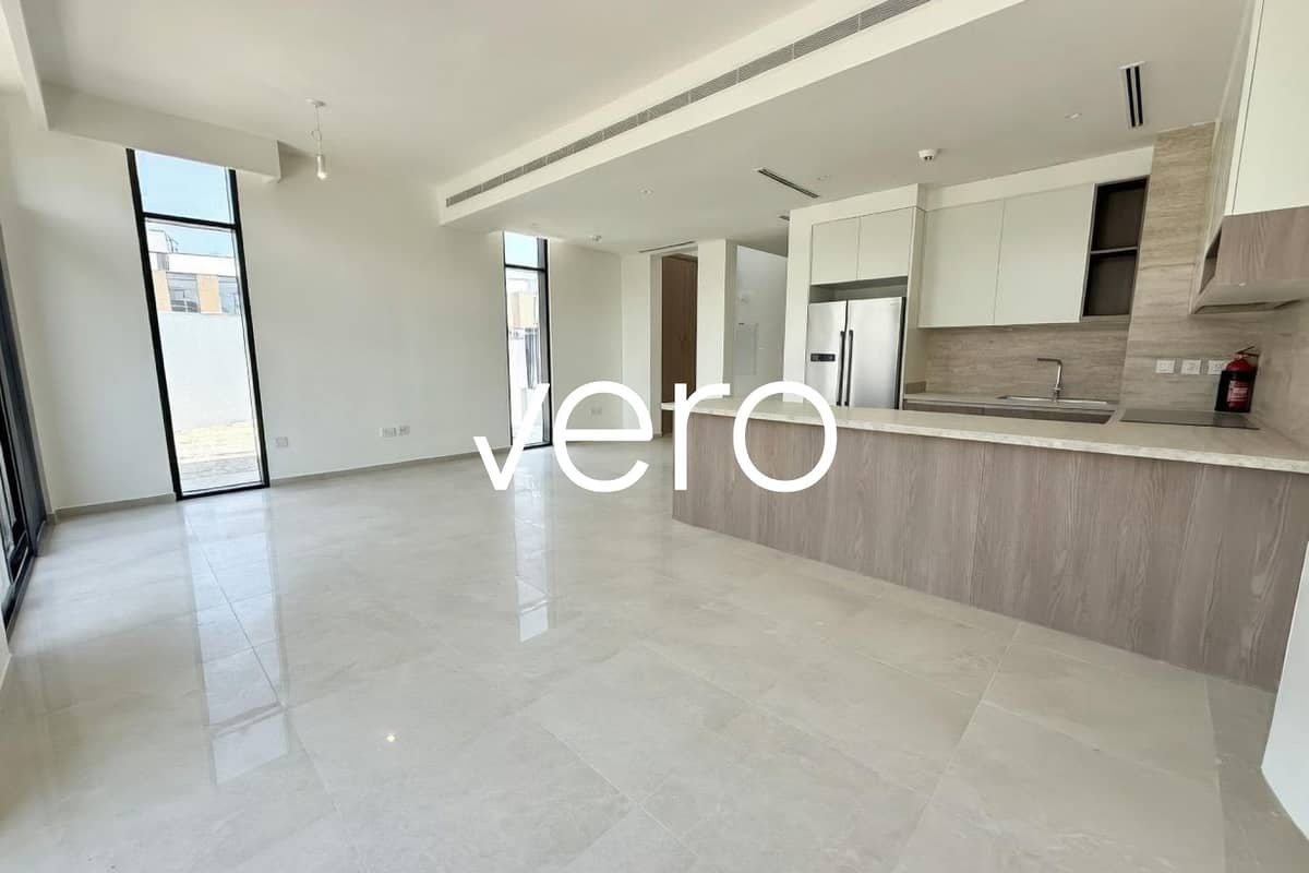 4-bedroom freehold villa in Mudon — photo 4 of 5