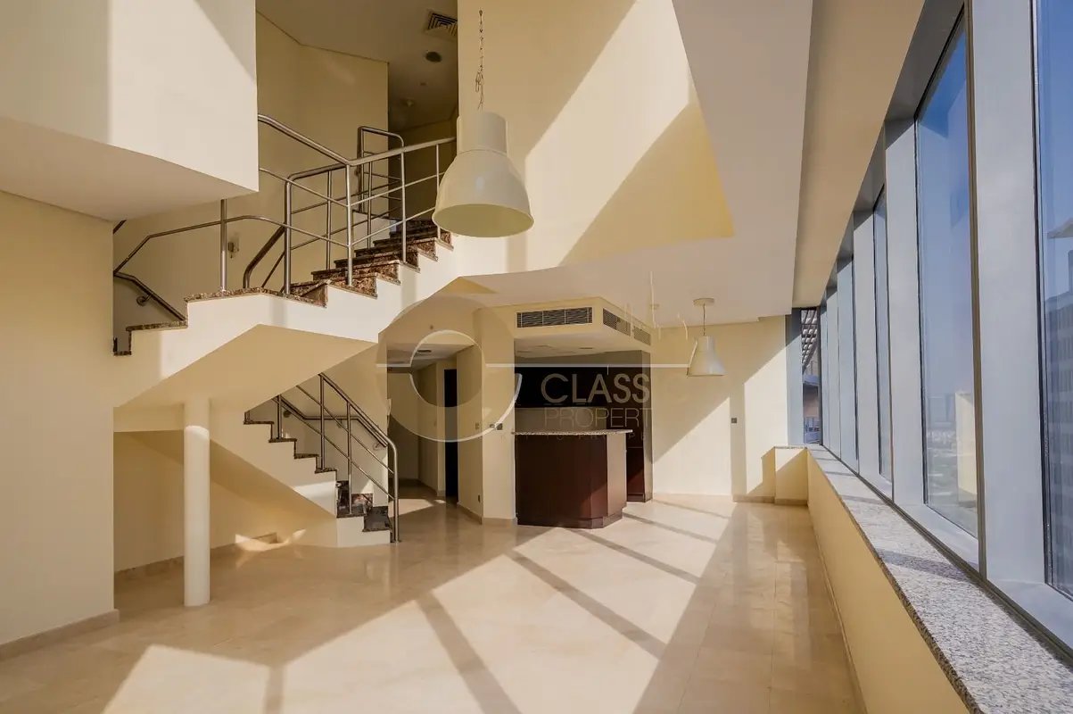 3-bedroom freehold apartment in DIFC — photo 1 of 5