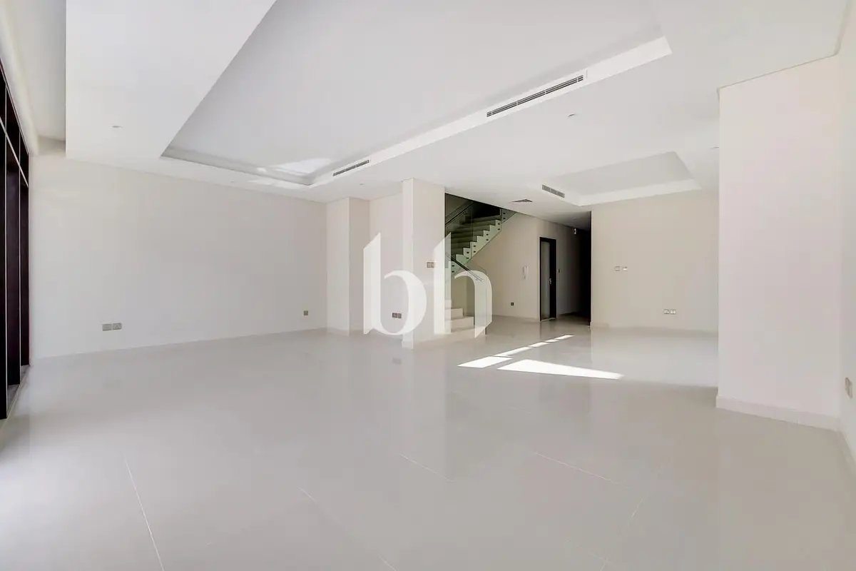 3-bedroom freehold villa in DAMAC Hills — photo 5 of 5