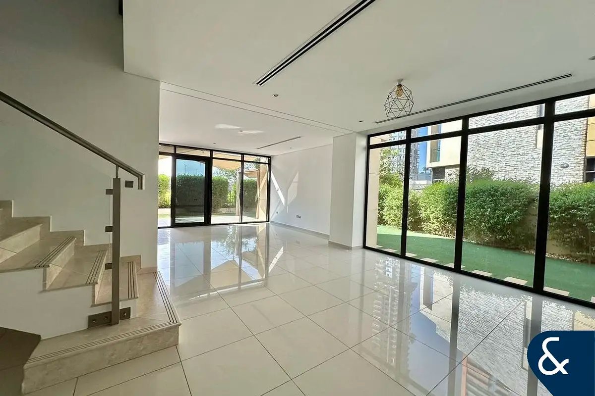 3-bedroom freehold villa in DAMAC Hills — photo 5 of 5