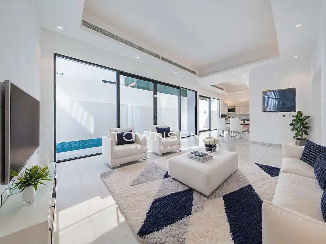 7-bedroom freehold villa in Nad Al Sheba — photo 3 of 5