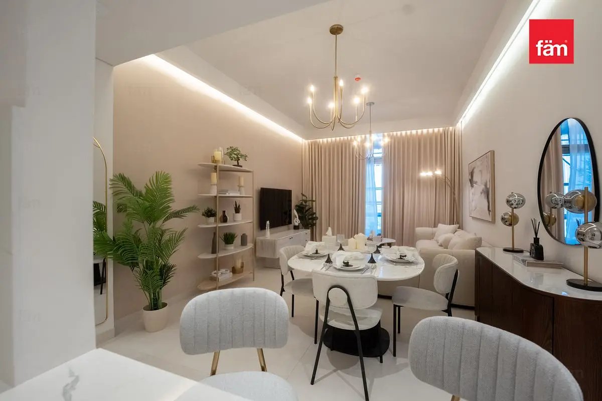 2-bedroom freehold apartment in Nad Al Sheba — photo 3 of 5