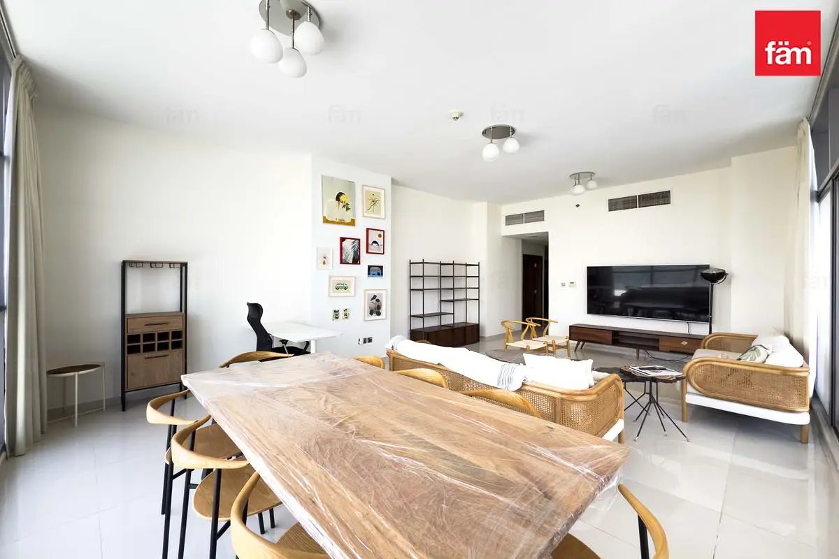 3-bedroom freehold apartment in DAMAC Hills — photo 3 of 5
