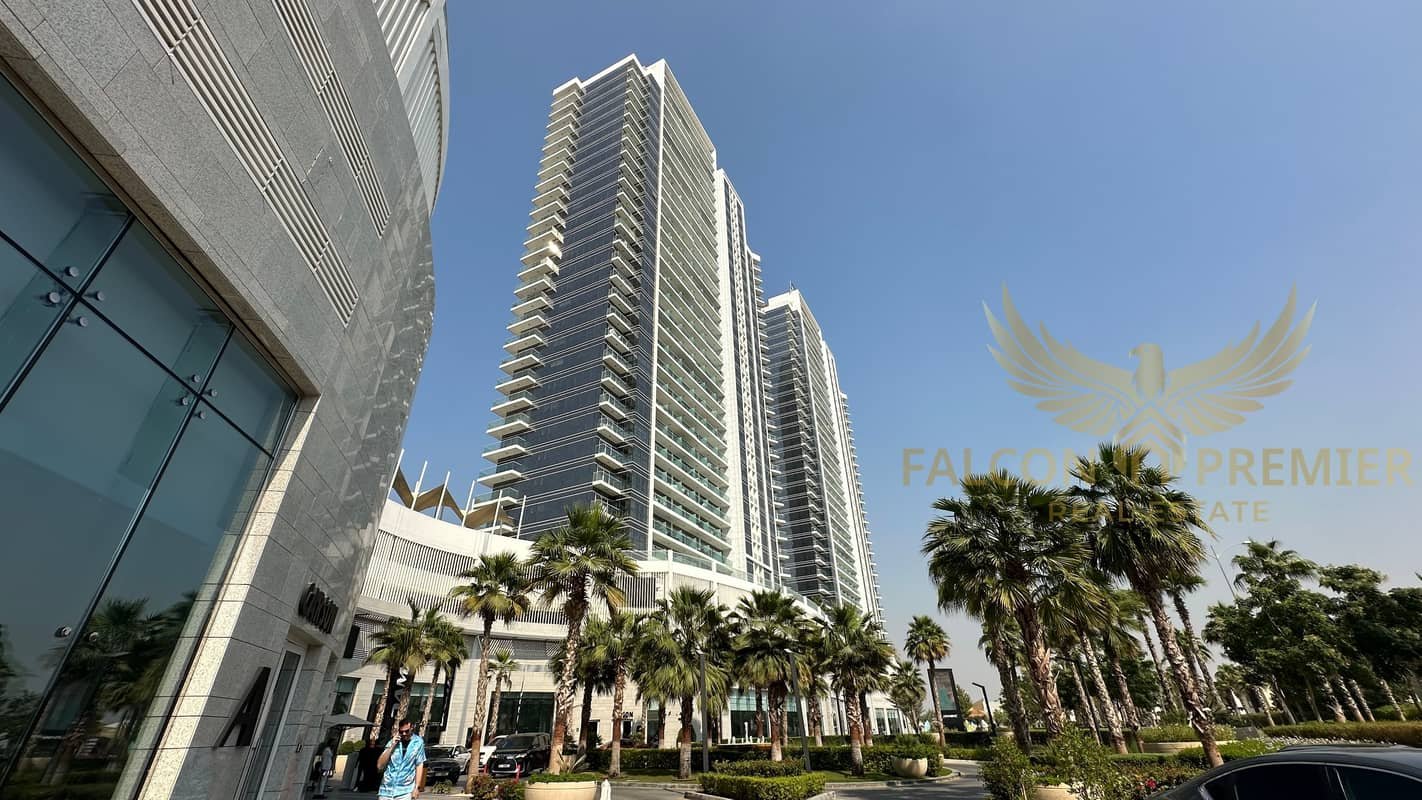 1-bedroom freehold apartment in DAMAC Hills — photo 2 of 5