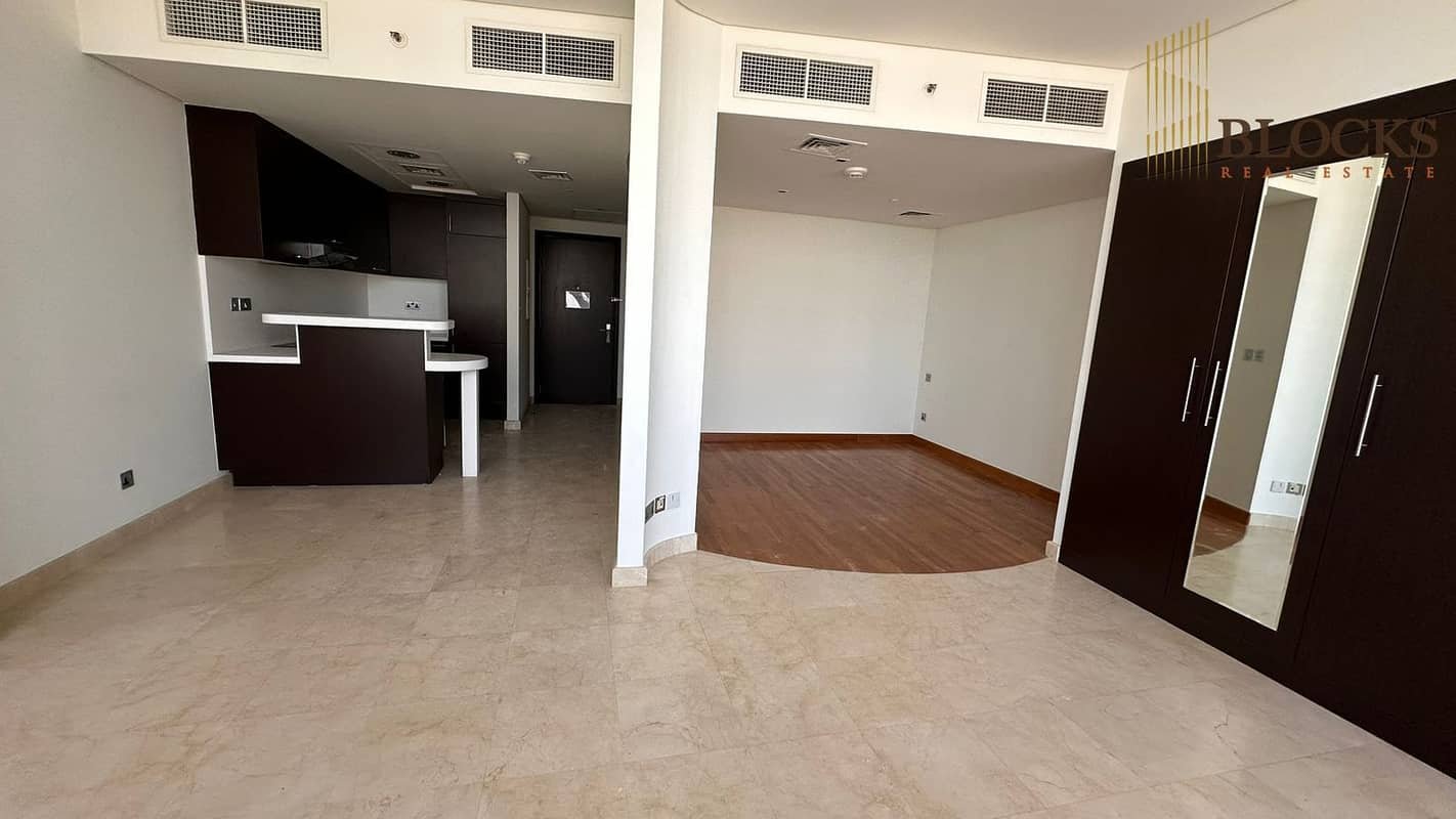 studio freehold apartment in DIFC — photo 4 of 5