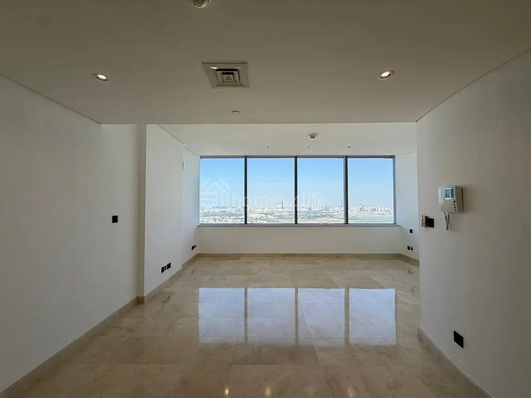 studio freehold apartment in DIFC — photo 2 of 4
