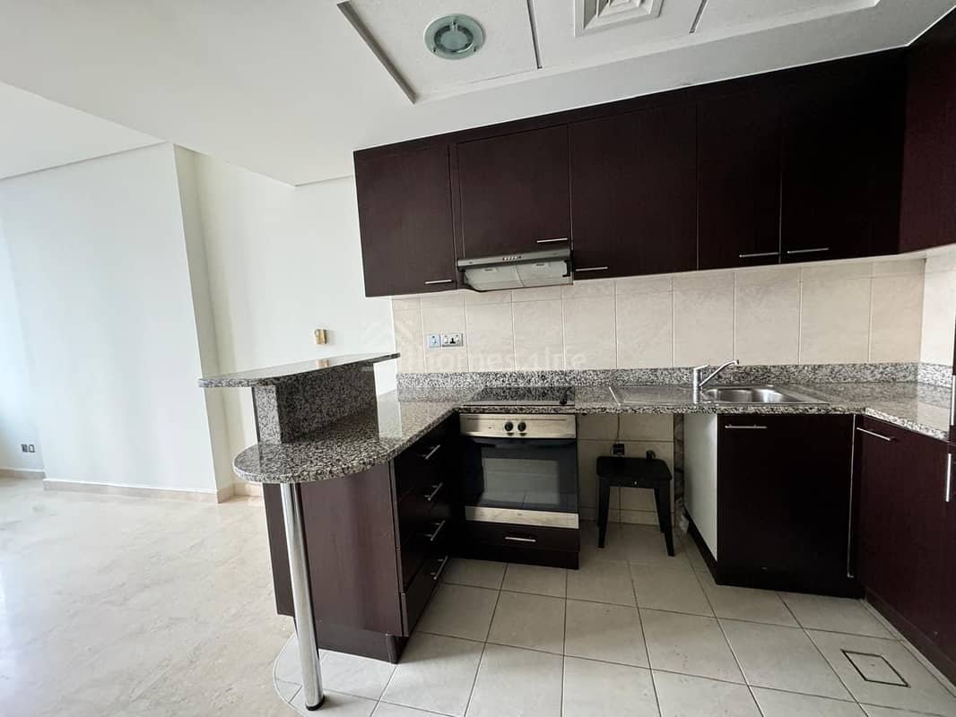 studio freehold apartment in DIFC — photo 3 of 4