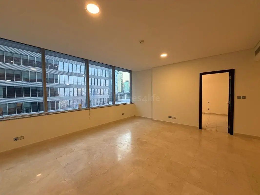 1-bedroom freehold apartment in DIFC — photo 2 of 4