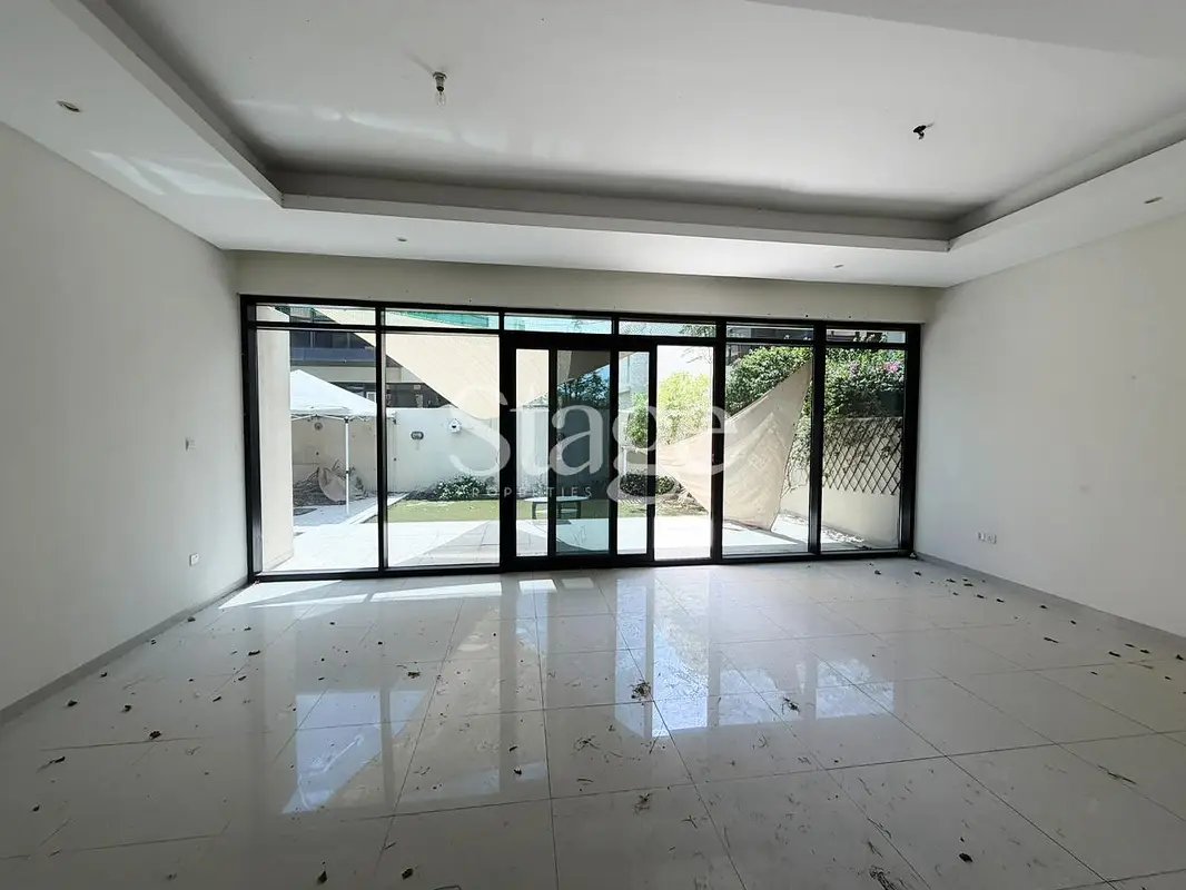 3-bedroom freehold villa in DAMAC Hills — photo 1 of 4