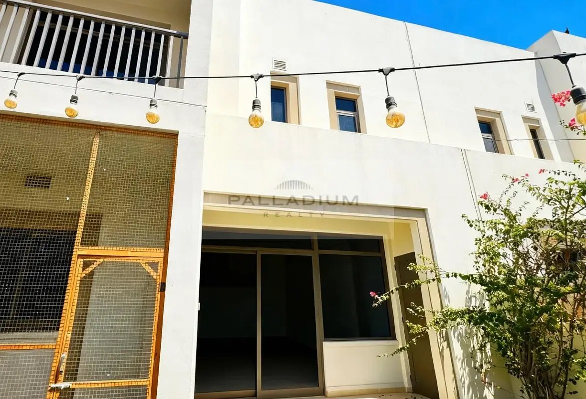 3-bedroom freehold villa in Town Square — photo 5 of 5