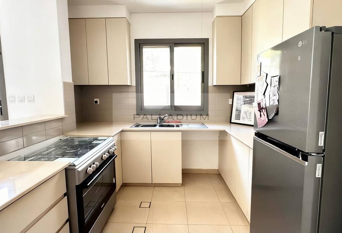 3-bedroom freehold villa in Town Square — photo 4 of 5