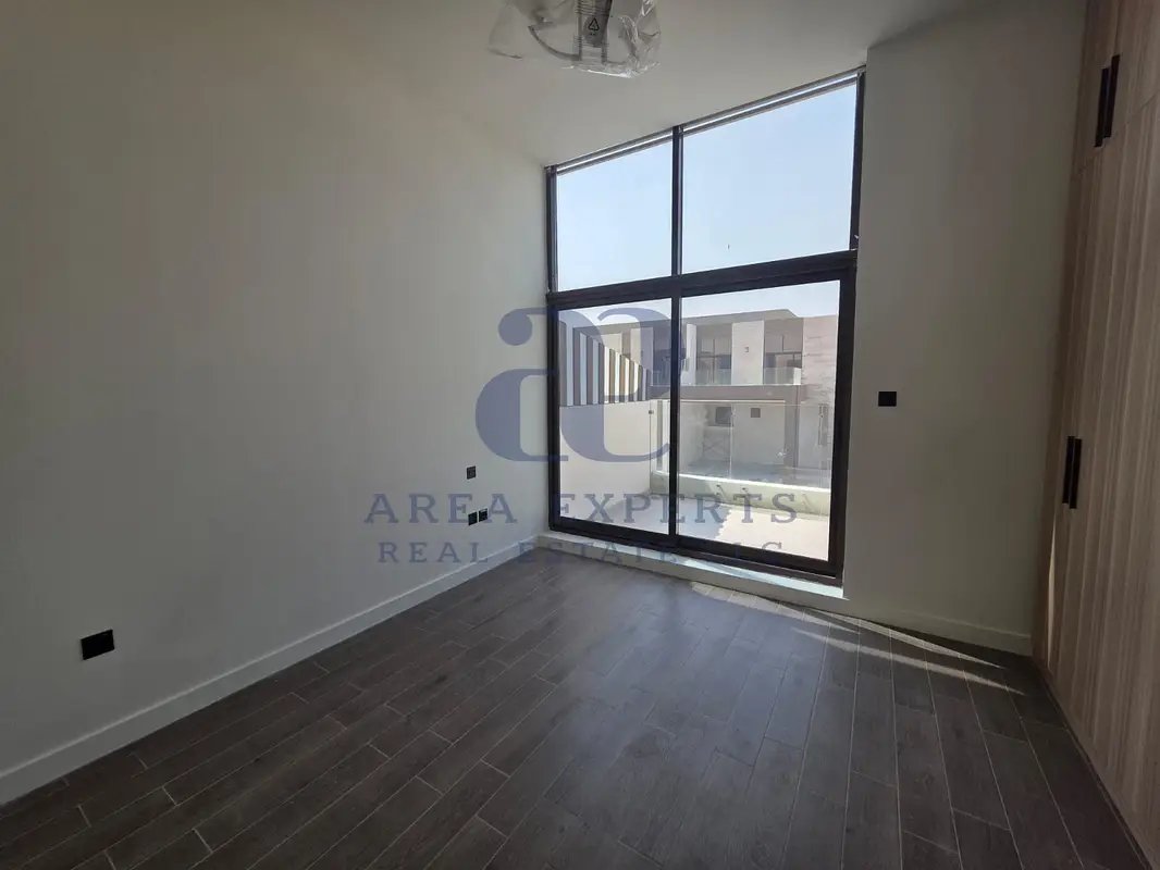 4-bedroom freehold villa in Mohammed Bin Rashid City (MBR City) — photo 5 of 5