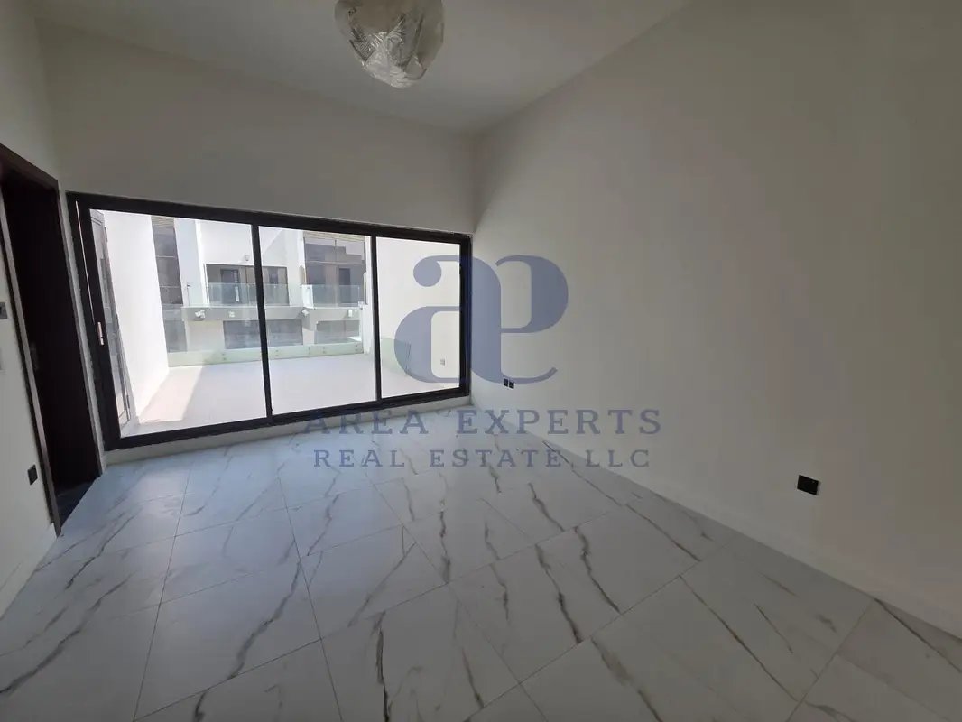 4-bedroom freehold villa in Mohammed Bin Rashid City (MBR City) — photo 3 of 5