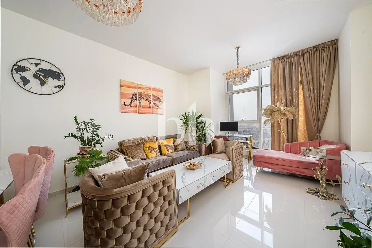 2-bedroom freehold apartment in DAMAC Hills 2 (Akoya by DAMAC) — photo 3 of 5