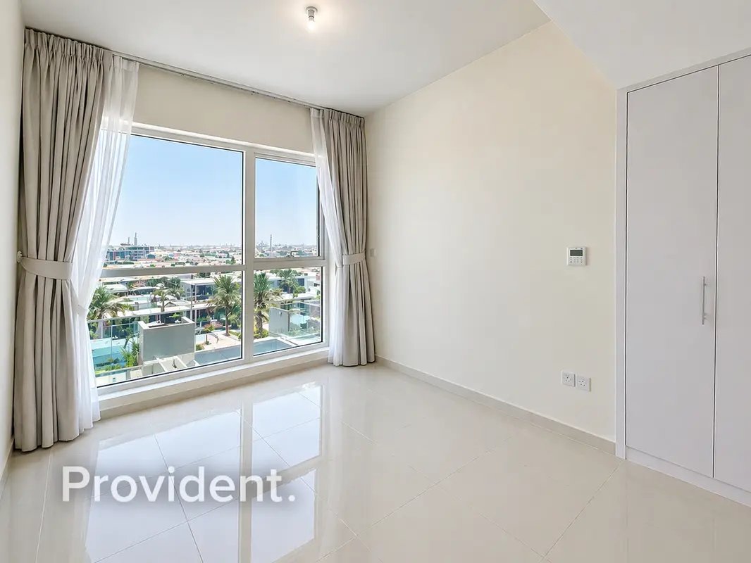 2-bedroom freehold apartment in DAMAC Hills 2 (Akoya by DAMAC) — photo 5 of 5